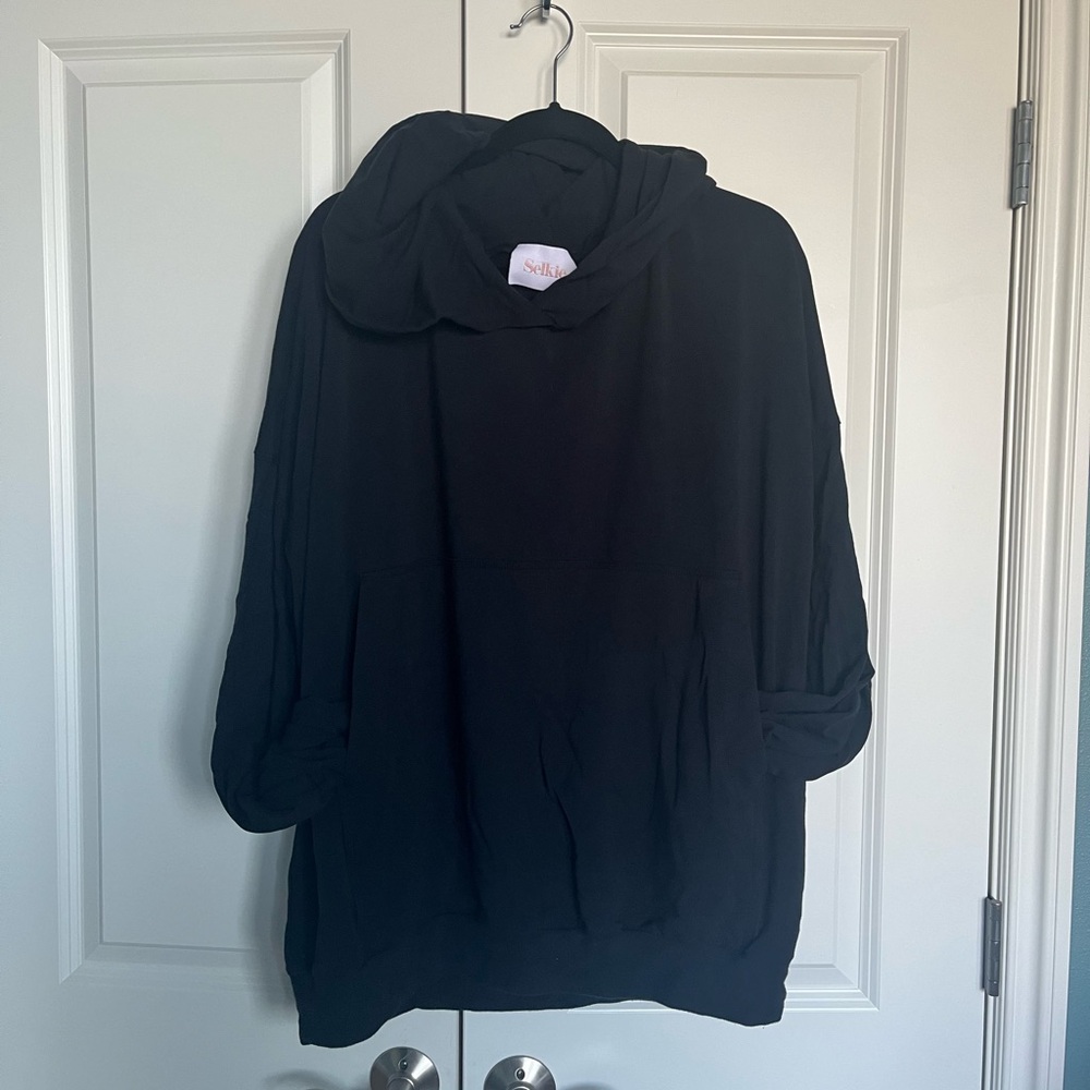 Selkie Black Hoodie size Large